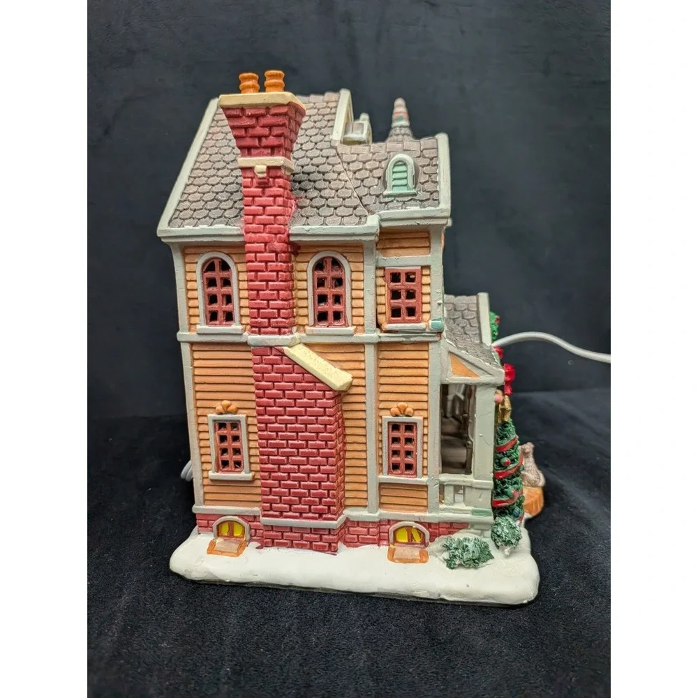 Lemax Carole Towne Collection Christmas Homecoming Lighted House 2011 Retired